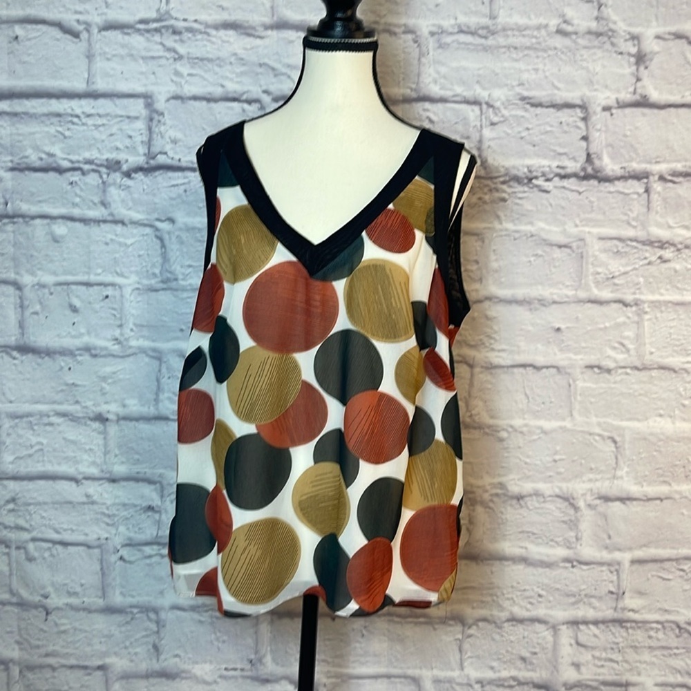 Anne Klein Sleeveless Top Blouse Size14 Vneck lined Black/White/Tan pullover